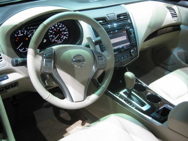 2013 Nissan Altima interior.