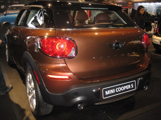 MINI's 2013 Paceman does cut a nice silhouette and it has all the cargo space of its 4-door brother. 