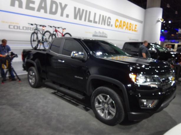 LAAutoShow Day 1 103 2015 Chevy Colorado
