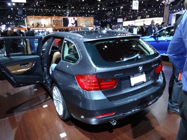 LAAutoShow Day 1 121 2014 BMW 328d rear