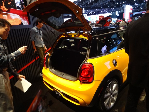 LAAutoShow Day 2 (93)