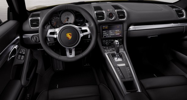 Interior of the 2014 Porsche Cayman.