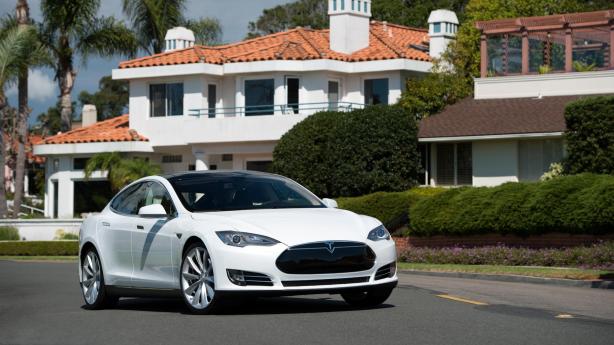 The Model S in White