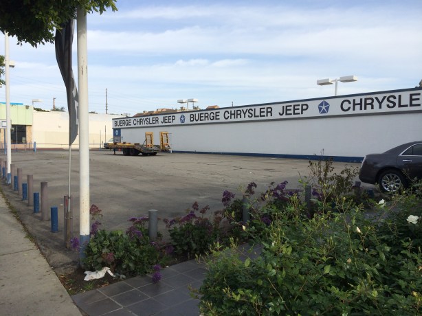 The lot was very small by modern standards, but there was no place to grow. The rear abuts residential property and the dealership already occupied the full city block. The original lots just weren't very deep.