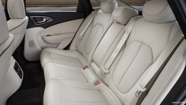 2015 Chrysler 200 Back Seat