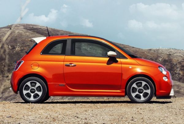 The side profile of the 500e highlights the standard rear spoiler. It gives it a cheeky appearance that fits its spunky, fun demeanor. 