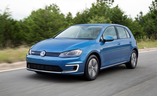 2015 VW e-Golf in Pacific Blue