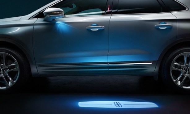 LEDs bathe the exterior in soft accent lighting. You've gotta love the puddle light that projects the "LINCOLN" on the ground. 